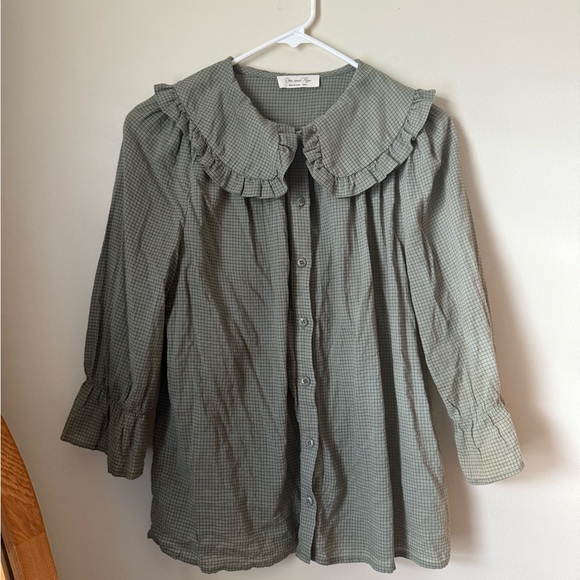 Tops - Shop Dahl Green Ruffled Collar Women's Top small